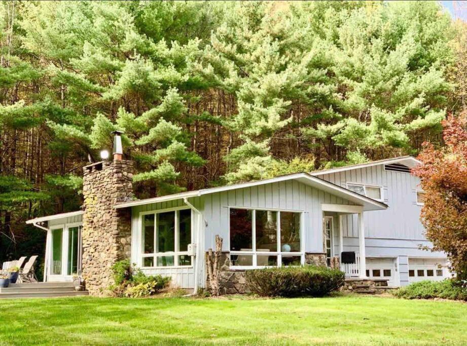 Prattvilla -Catskill -Mountain Escape 5 Bedroom ,3 Bath With Hot Tub Prattsville Exteriör bild