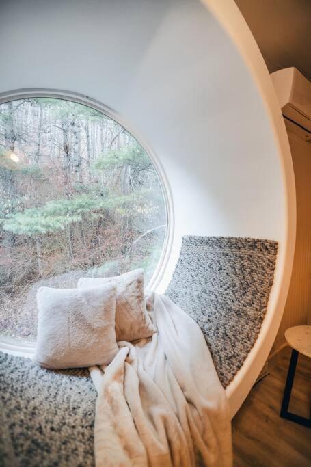 Prattvilla -Catskill -Mountain Escape 5 Bedroom ,3 Bath With Hot Tub Prattsville Exteriör bild